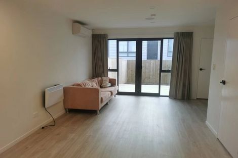 Photo of property in 4/12 Ayr Road, Pakuranga, Auckland, 2010