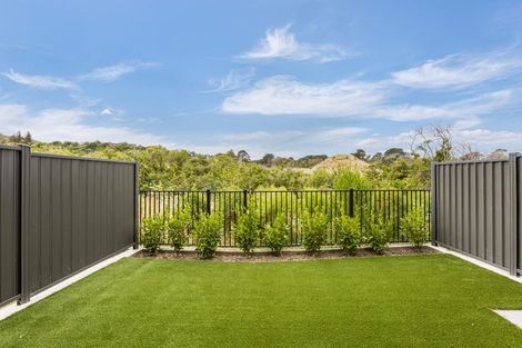 Photo of property in 40 Koreke Close, Kenepuru, Porirua, 5022