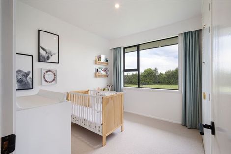 Photo of property in 211 Waikuku Beach Road, Waikuku, Rangiora, 7473