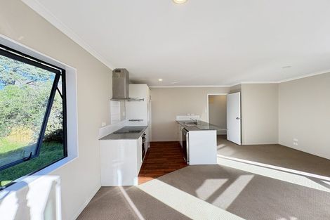 Photo of property in 86b Royal View Road, Te Atatu South, Auckland, 0610