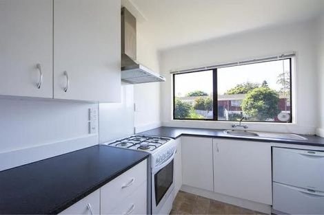 Photo of property in 3/41 Chatsworth Crescent, Pakuranga Heights, Auckland, 2010