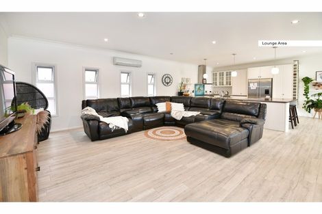 Photo of property in 32 Noakes Hill Road, Puhoi, Warkworth, 0994