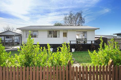 Photo of property in 392 Kahikatea Drive, Dinsdale, Hamilton, 3204
