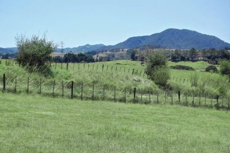 Photo of property in 31 Ranganui Road, Kaiwaka, 0573