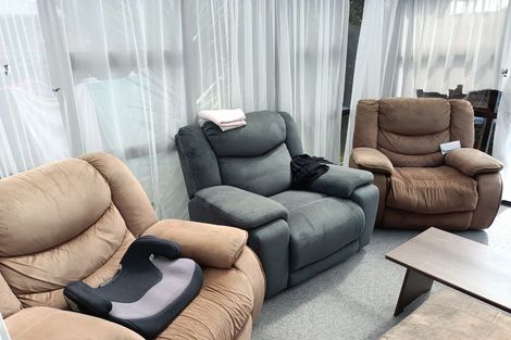 Photo of property in 74 Russell Street, Westport, 7825