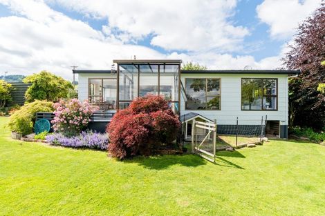 Photo of property in 31 Lake View Street, Waihola, Milton, 9073