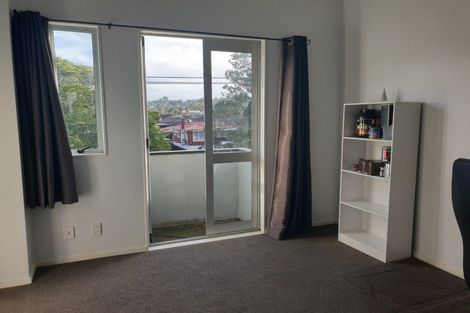 Photo of property in 433b West Coast Road, Glen Eden, Auckland, 0602