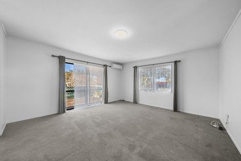 Photo of property in 1 Dalmahoy Place, Wattle Downs, Auckland, 2103