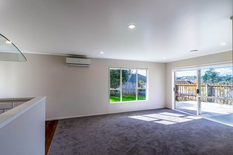 Photo of property in 100e Parrs Cross Road, Henderson, Auckland, 0612