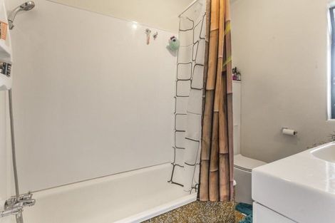 Photo of property in Haitaitai Flats, 4/20 Brighton Road, Parnell, Auckland, 1052