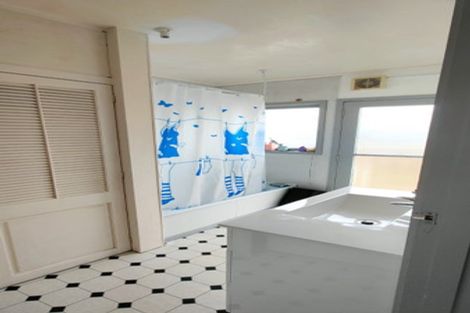 Photo of property in 3/16 Green Lane East, Remuera, Auckland, 1050