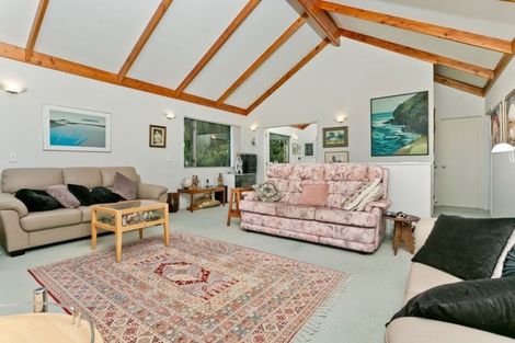 Photo of property in 1/37 Holland Road, Hillcrest, Auckland, 0627