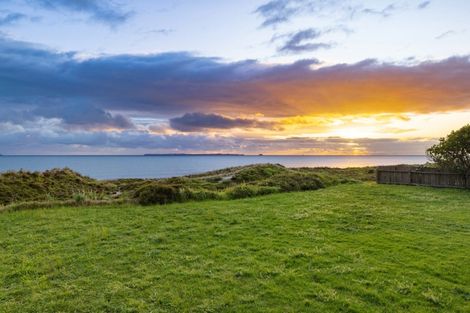 Photo of property in 451 Oceanbeach Road, Mount Maunganui, 3116