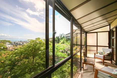 Photo of property in 28 Hospital Terrace, Hospital Hill, Napier, 4110