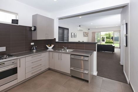 Photo of property in 73 Saint Albans Street, St Albans, Christchurch, 8014