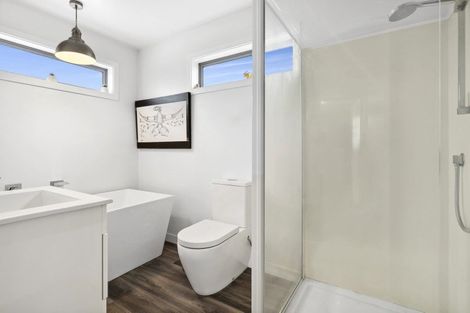 Photo of property in 15 Marbleleaf Lane, Albert Town, Wanaka, 9305