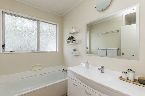 Photo of property in 31 Bell Street, Tawa, Wellington, 5028