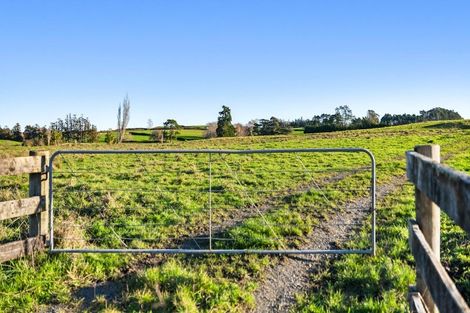Photo of property in 197 Charles Road, Karaka, Papakura, 2580