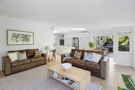 Photo of property in 69 Kotare Street, Fendalton, Christchurch, 8041