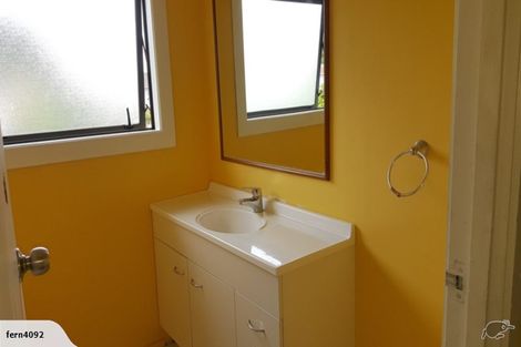 Photo of property in 337 Roscommon Road, Clendon Park, Auckland, 2103