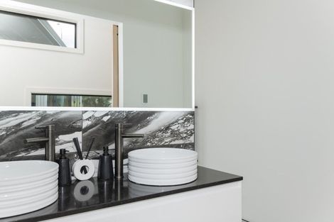 Photo of property in 1 Rutene Road, Kaiti, Gisborne, 4010