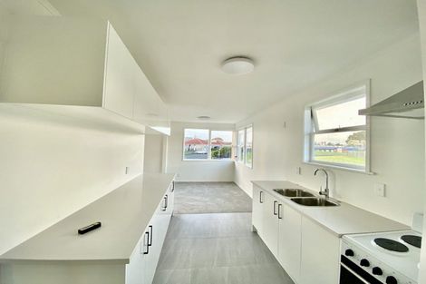 Photo of property in 32 Cape Road, Mangere, Auckland, 2022