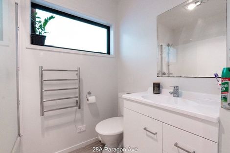 Photo of property in 28 Paragon Avenue, Beach Haven, Auckland, 0626