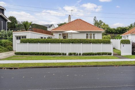 Photo of property in 20 Derby Street, Devonport, Auckland, 0624