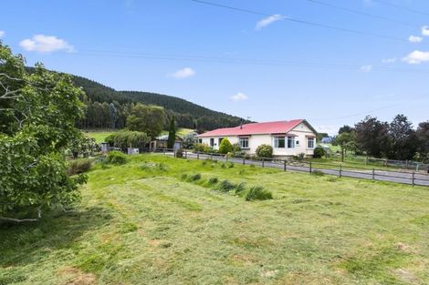 Photo of property in 720 Outram-mosgiel Road, Riverside, Outram, 9073