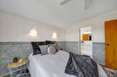 Photo of property in 98 Mangati Road, Bell Block, New Plymouth, 4312