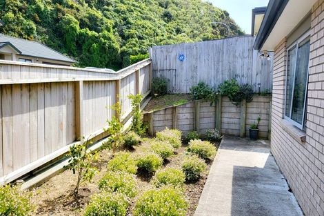 Photo of property in 4 Melksham Drive, Churton Park, Wellington, 6037