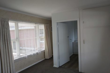 Photo of property in 35 Sevenoaks Drive, Bryndwr, Christchurch, 8053