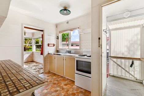 Photo of property in 73 Hilling Street, Titirangi, Auckland, 0604