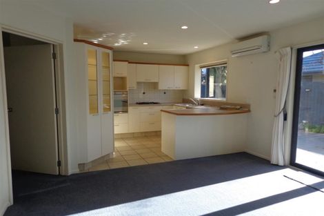Photo of property in 30a Peer Street, Upper Riccarton, Christchurch, 8041