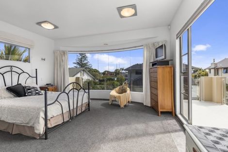 Photo of property in 205 Muritai Road, Eastbourne, Lower Hutt, 5013