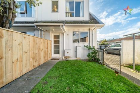 Photo of property in 6d Flock Grove, Fairfield, Lower Hutt, 5011
