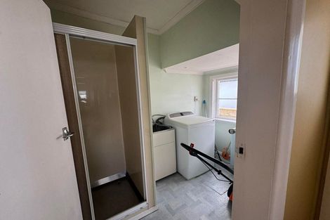 Photo of property in 36 Oxford Crescent, Ebdentown, Upper Hutt, 5018