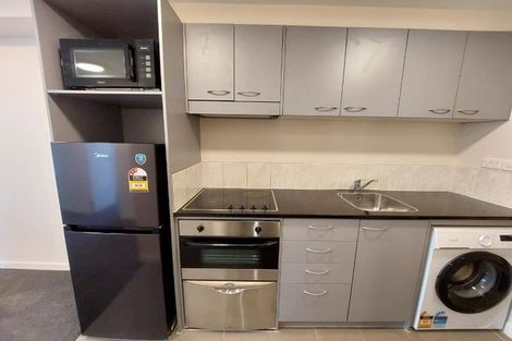 Photo of property in The Imperial Gardens Apartments, 722/135 Hobson Street, Auckland Central, Auckland, 1010