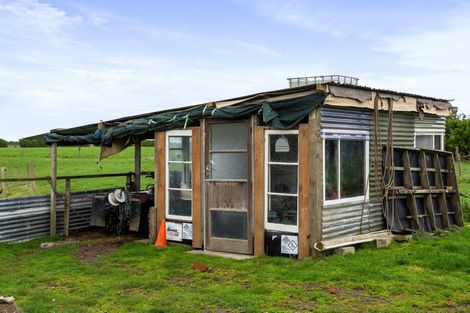 Photo of property in 405 Normanby Road, Okaiawa, Hawera, 4671