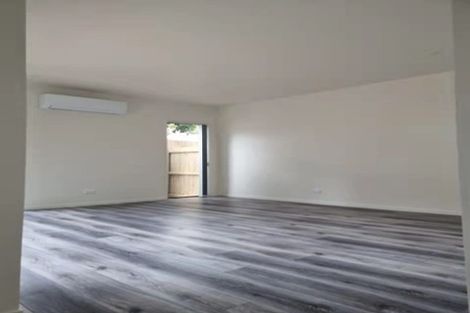 Photo of property in 114c Bruce Mclaren Road, Henderson, Auckland, 0612