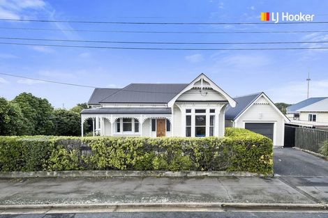 Photo of property in 73 Royal Crescent, Saint Kilda, Dunedin, 9012
