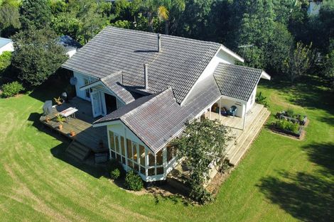 Photo of property in 15 Karaka Drive, Kerikeri, 0230
