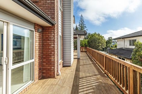 Photo of property in 30c Schnapper Rock Road, Schnapper Rock, Auckland, 0632