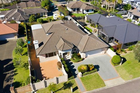 Photo of property in 29 Saint Heliers Place, Papamoa Beach, Papamoa, 3118