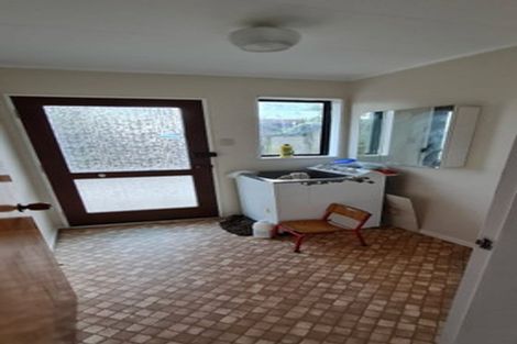 Photo of property in 61 Viewmont Drive, Harbour View, Lower Hutt, 5010