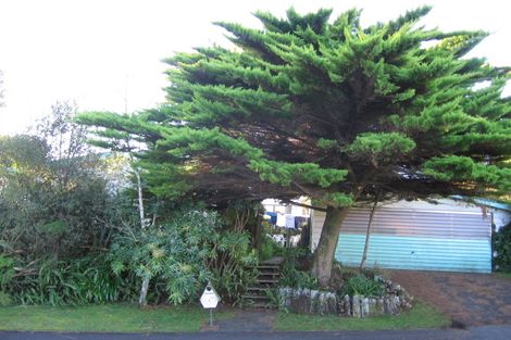 Photo of property in 1 Titoki Place, Pukete, Hamilton, 3200