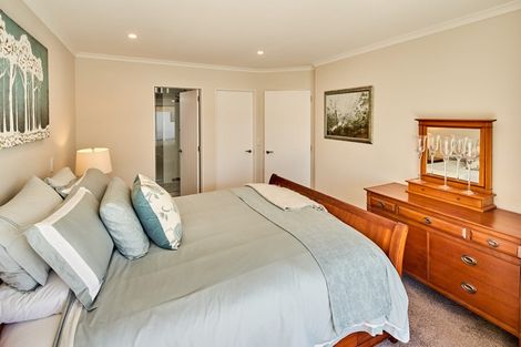 Photo of property in 14 Latimer Way, Petone, Lower Hutt, 5012
