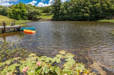 Photo of property in 314 Old North Road, Kumeu, 0892