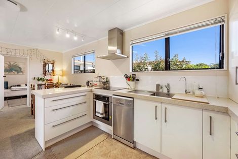 Photo of property in 2/283 Westminster Avenue, Tamatea, Napier, 4112