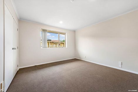 Photo of property in 112 Pitt Avenue, Clendon Park, Auckland, 2103